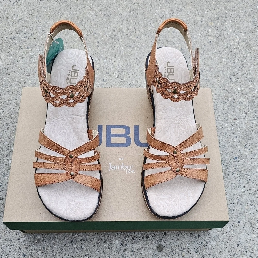 New Jbu memory foam Cushioned sandals women's 8
